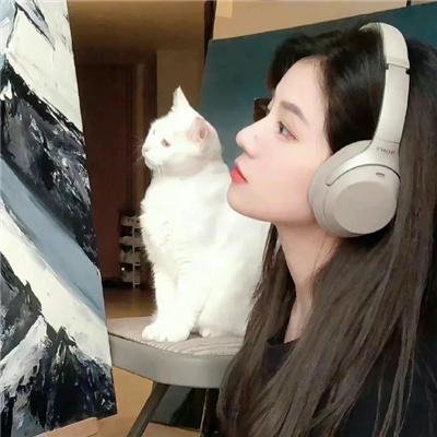 女皇陵下的风流娘们